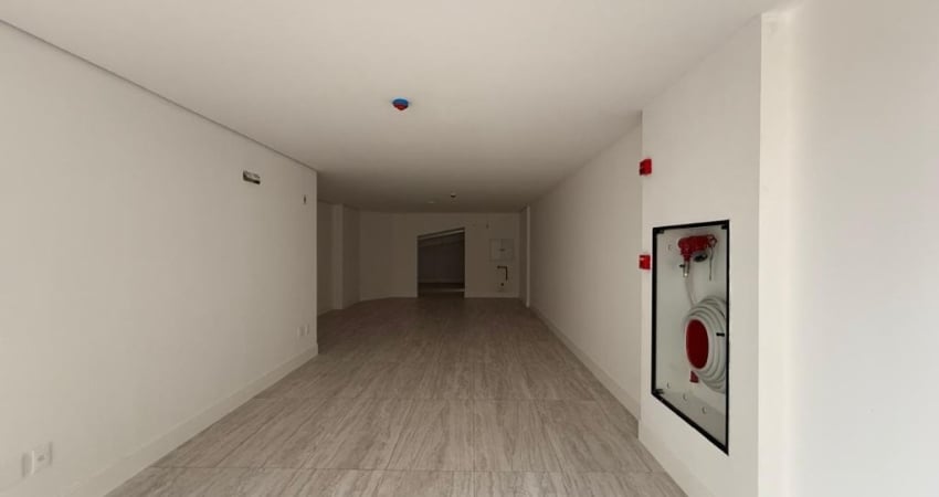 Sala comercial com 1 sala para alugar em Pioneiros, Balneário Camboriú 