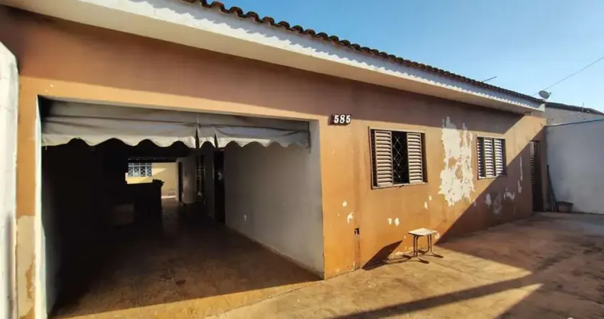 Casa para Venda em Bady Bassitt, Centro, 4 dormitórios, 2 banheiros, 2 vagas