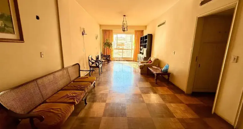 Apartamento com 3 quartos à venda na Rua Duque de Caxias, 1220, Centro Histórico, Porto Alegre
