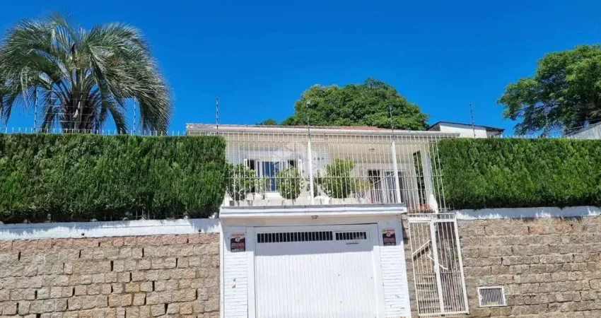 Casa com 2 quartos à venda na Rua Doutor Breno Dias de Castro, 277, Partenon, Porto Alegre