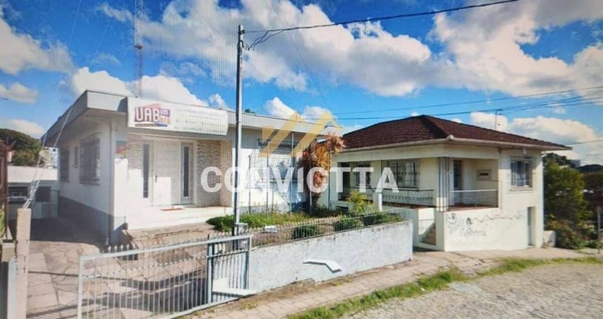 CASA SEMI MOBILIADA PARA VENDA NO BAIRRO PETRÓPOLIS.