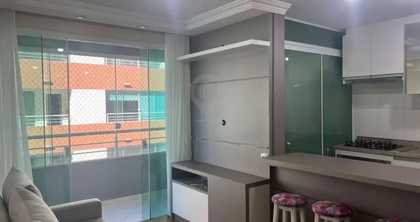 Apartamento para Venda em Curitiba, Bacacheri, 2 dormitórios, 1 suíte, 2 banheiros, 1 vaga