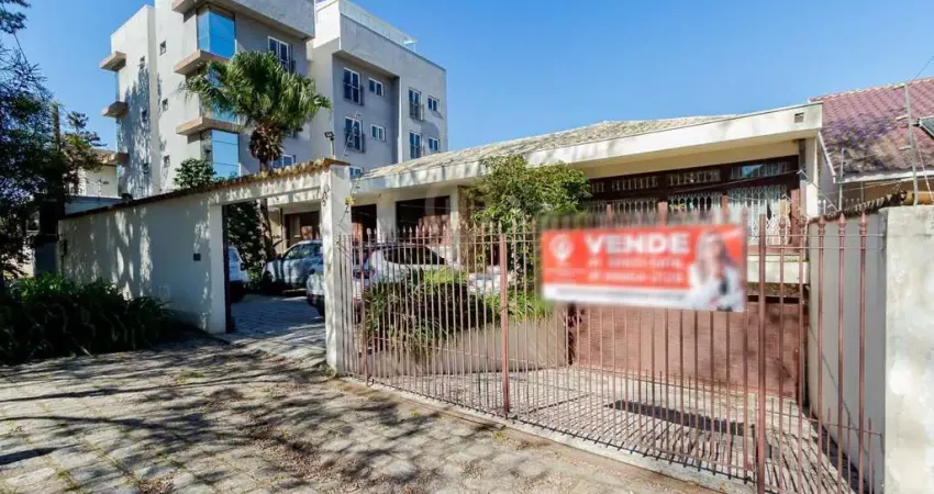 Casa para Venda em Curitiba, Jardim Social, 4 dormitórios, 1 suíte, 5 banheiros, 6 vagas