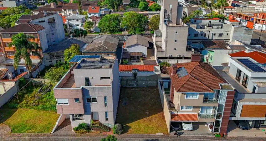 Terreno à venda na Rua Jacinto Antunes da Silva, 688, Água Verde, Curitiba