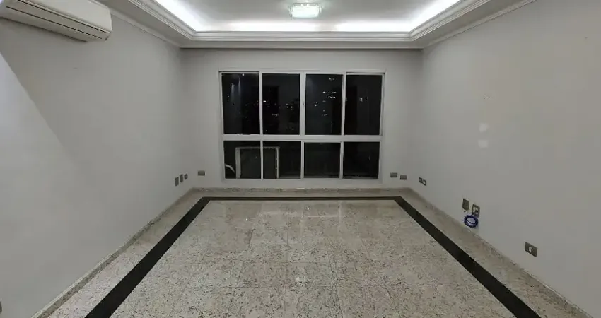 ALUGUEL DE BELÍSSIMO APARTAMENTO NA PRAIA  DE 160m2 DE 3 DORMS COM UMA SUÍTE E CLOSET COM DEPENDÊNCIA COMPLETA E VAGA DEMARCADA NA PONTA DA PRAIA EM SANTOS-SP