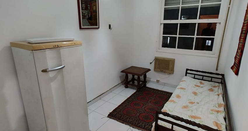 ALUGUEL DE APARTAMENTO DE 45m2 COM  1 DORM, SALA ,  BANHEIRO E COZINHA  NO BAIRRO DO EMBARÉ EM SANTOS-SP