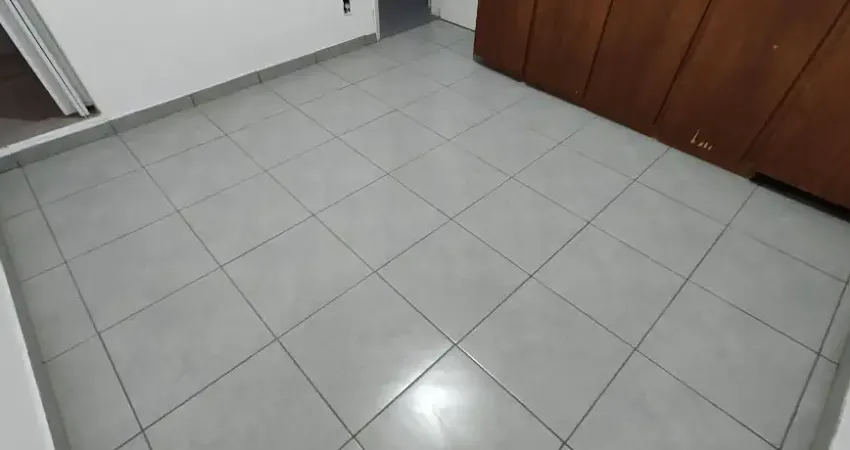 VENDA DE APARTAMENTO DE 89m2 COM 2 DORMS,  SUÍTE E VAGA COLETIVA ( insuficiente) NO BAIRRO DO EMBARÉ SANTOS-SP