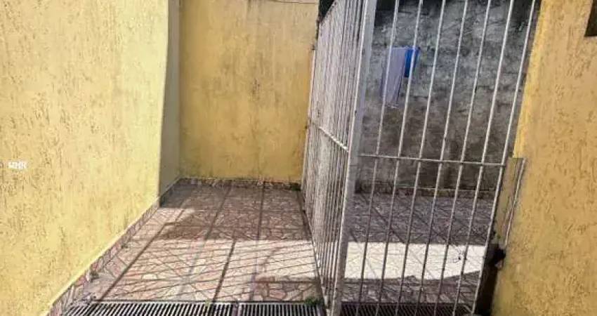 Casa / Sobrado para Locação em São Paulo, Jardim São Luís, 2 dormitórios, 1 banheiro