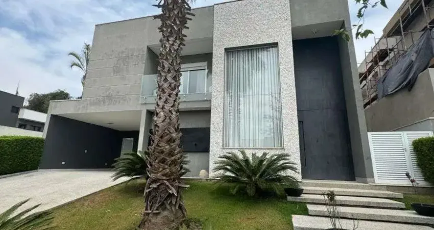 Casa à venda e locação com 374 metros quadrados com 4 quartos em Alphaville - SP