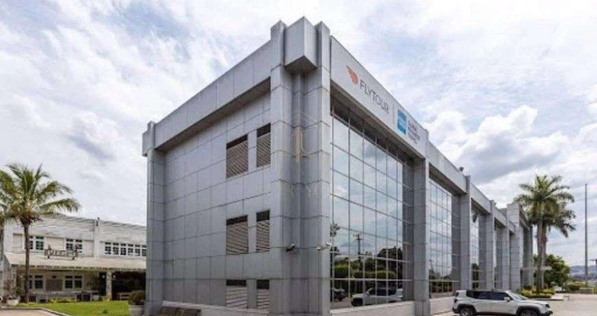Imóvel para aluguel e venda possui 5300 metros quadrados
