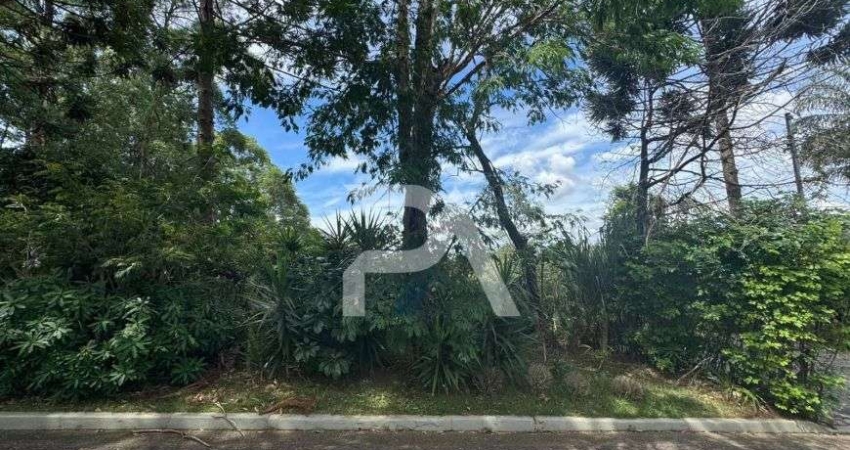 Lote maravilhoso para construir sua linda casa, no Condomínio Tamboré 1- Alphaville