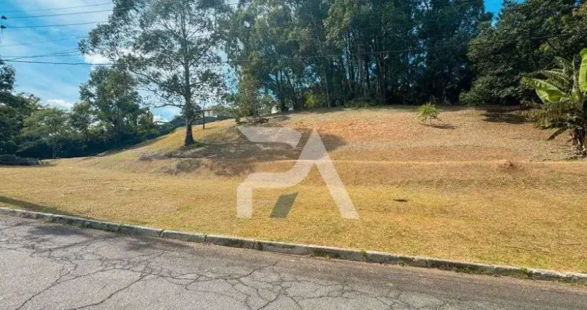 Maravilhoso lote para construir uma linda casa, no condomínio Tamboré 1 - Alphaville