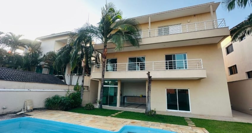 Casa para alugar no condomínio Residencial 12 - Alphaville- Santana de Parnaíba- SP