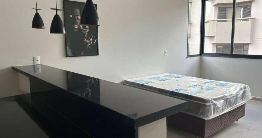 Studio mobiliado para locação no Centro de Taubaté- SP