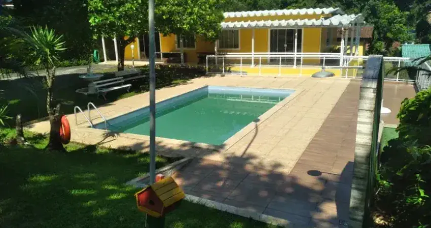 Casa em condomínio fechado com 3 quartos à venda na Estrada Júlio Santoro, 000, Caneca Fina, Guapimirim