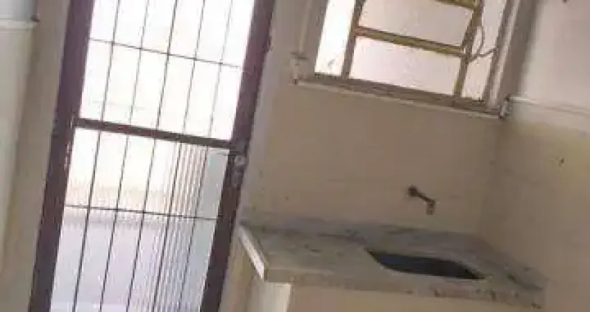 Conjunto para alugar, 70 m² por R$ 979,43/mês - Campo Grande - Rio de Janeiro/RJ