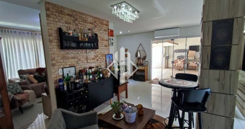 Casa de Alto Padrão á Venda em Carazinho - Imóveis Exclusivos com Piscina e Área Gourmet