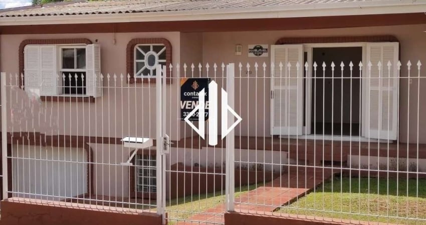 Contalex Imóveis Vende Casa com Terreno Privilegiado