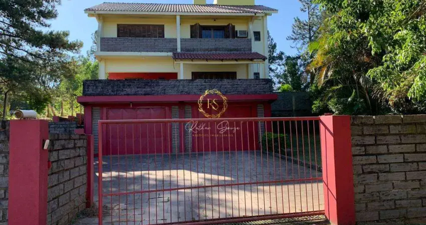 Sobrado 3 pavimentos, 04 dormitórios/quartos, berto círio.