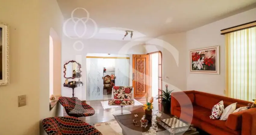 Sobrado à venda em Londrina, Jardim Adriana I, com 3 suítes, com 300 m²
