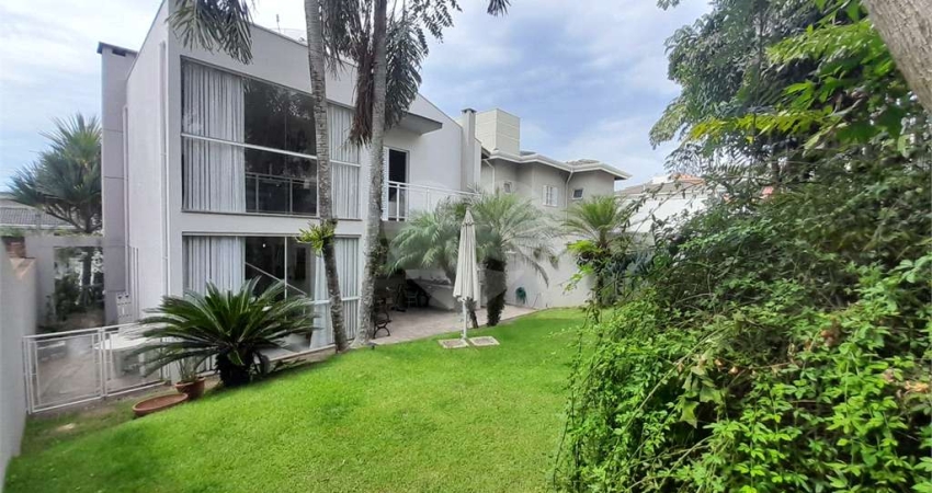 Condomínio com 3 quartos à venda em Parque Das Laranjeiras - SP