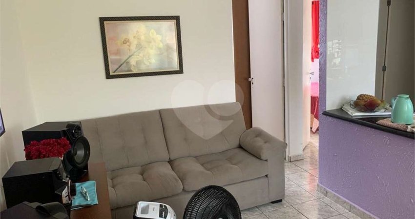 Apartamento com 2 quartos à venda em Morada Das Vinhas - SP