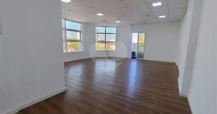 Sala à venda ou para alugar no condomínio golden office, jundiaí - sp