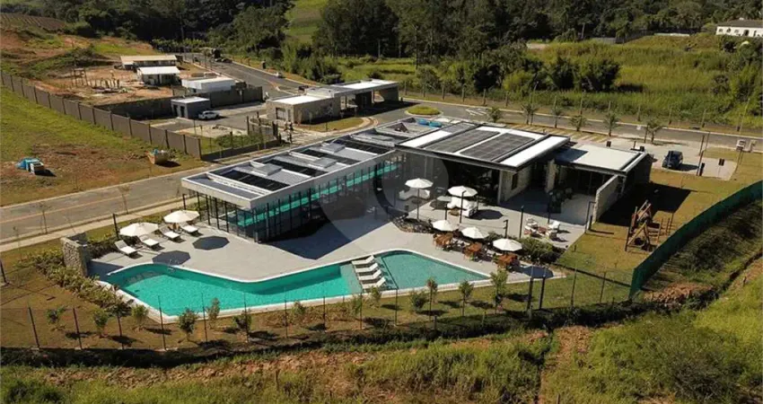 Terreno à venda na Avenida José Mezzalira, Ivoturucaia, Jundiaí