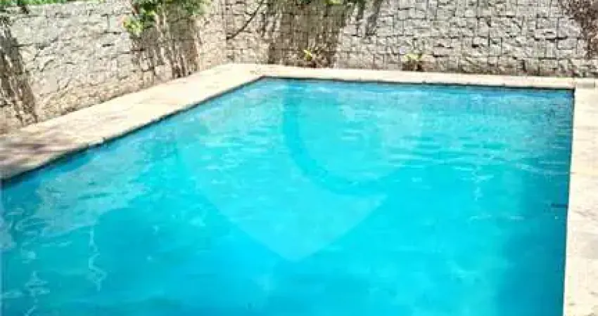 Chácara à venda com 5 quartos, sendo 4 suítes, em Week-end, Jarinu, SP