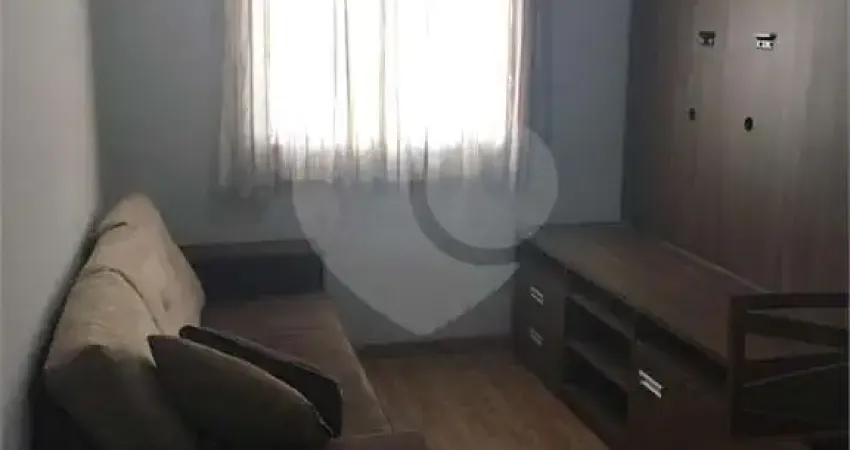 Apartamento à venda com 2 quartos no condomínio Flamingos, Jundiaí - SP