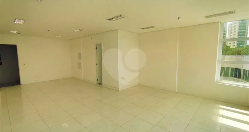 Sala à venda ou para alugar no condomínio Golden Office - Business & Mall, Jundiaí - SP