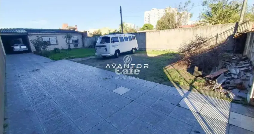 Casa, Terreno, 11x47m², 2 Dormitórios, 2 Banheiros, 3 Vagas, Salão de festas, No