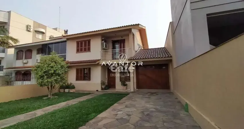 Casa, Sobrado, 3 Dormitórios, 3 Banheiros, 2 Vagas, Pátio, Nossa Senhora de Fáti
