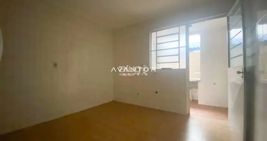 Apartamento em ótima localização 2 dormitórios no centro de Santa Maria -RS