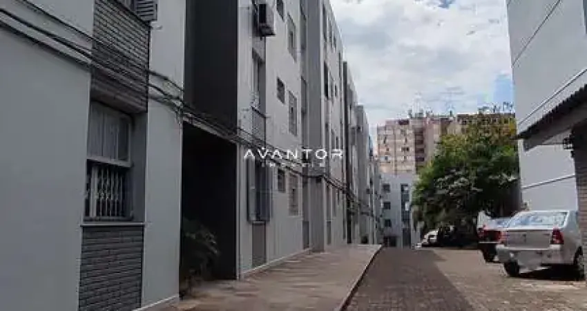 Apartamento de 02 dormitórios e possui vaga rotativa no condomínio