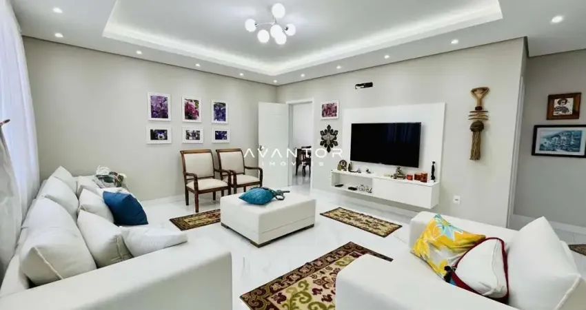 Casa, 4 Dormitórios, 1 Suíte, 3 Banheiros, 3 Vagas, Camobi