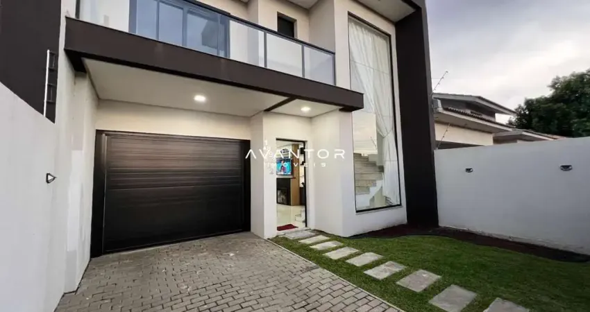 Casa 3 Dormitórios ,  2  vaga , Churrasqueira e Hidromassagem!