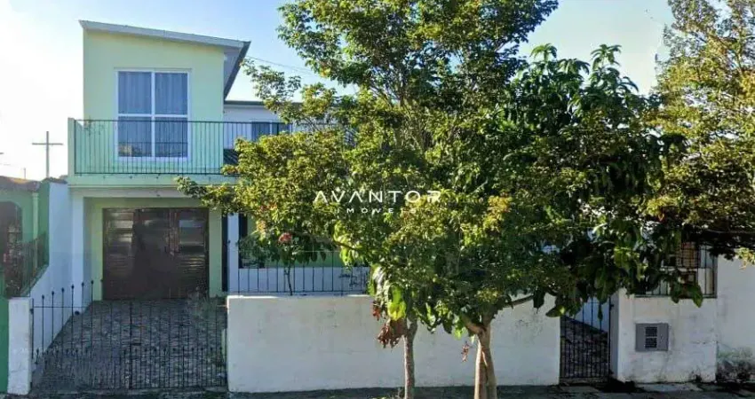 Casa Duplex De 4 Dormitórios, Sala De Estar, 3 Banheiros, 2 Cozinhas, Área De Se