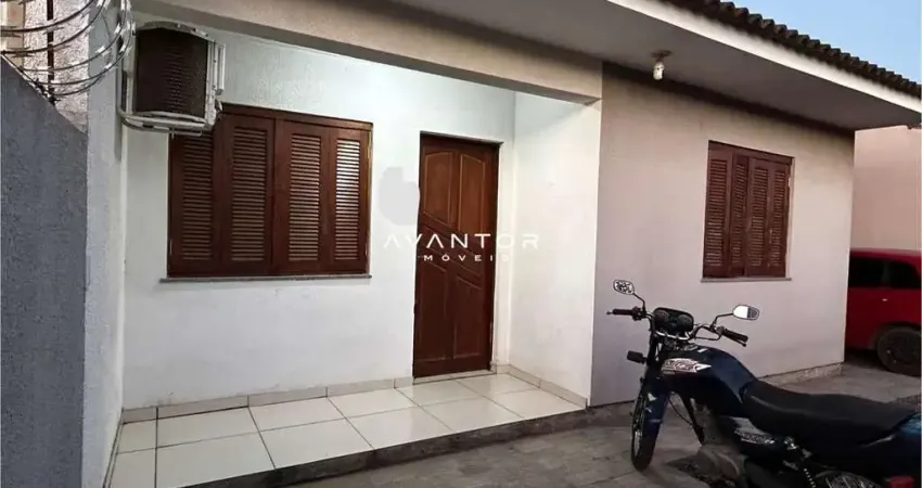 Casa à venda de 70m², de 2 dormitórios, no bairro Parque Pinheiro Machado