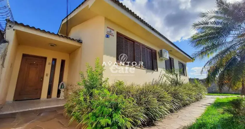 Casa bairro Noal, 4 dormitórios, 5 banheiros, 313m² área privativa, piscina, amp