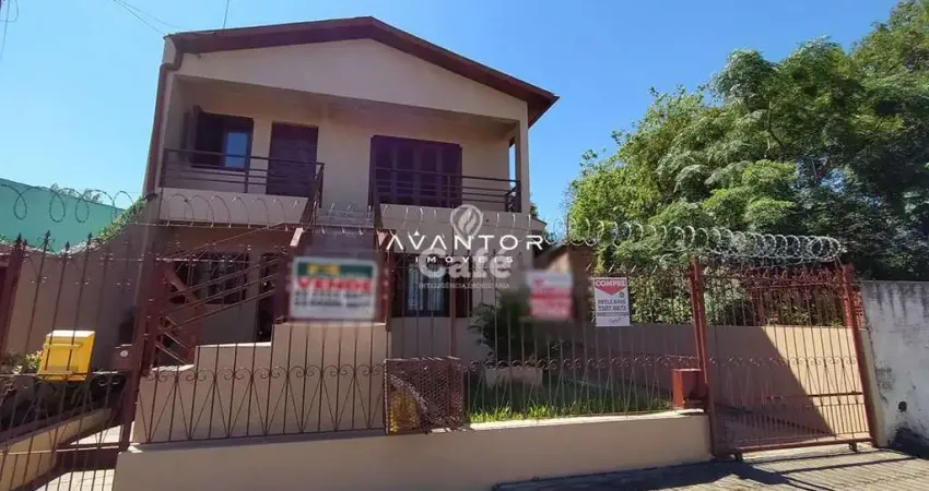 Casa, 6 Dormitórios, 1 Suíte, 5 Banheiros, 2 Vagas, Salão de festas, Sacada, Ter