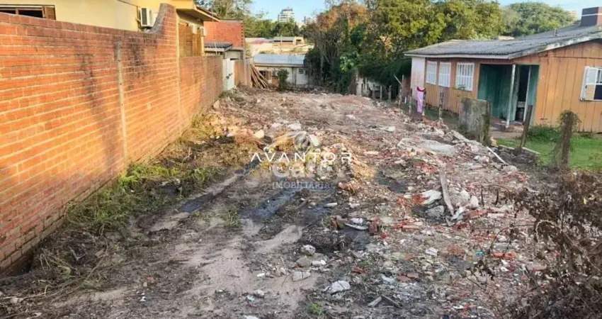 Terreno à venda na Rua Assis Brasil, 41, Itararé, Santa Maria