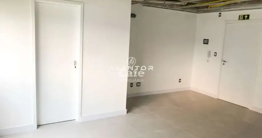 Centro Profissional Itroian Sala com vaga de garagem;