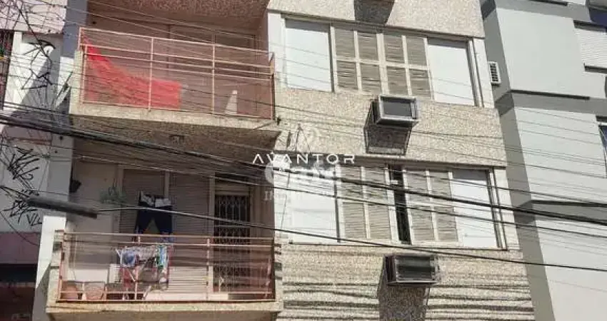 Apartamento 3 dormitórios mais dependência completa no centro de Santa Maria/RS.