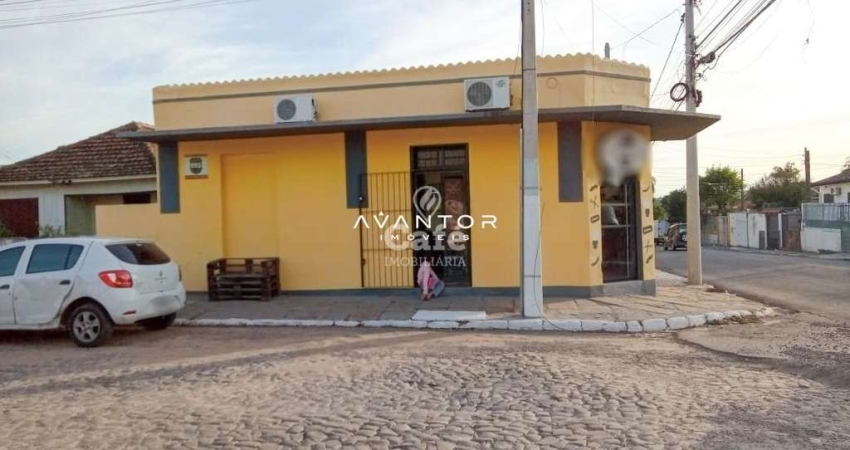 Terreno Amplo com 1.254 m², mais Ponto Comercial e (2) Casas no Bairro Passo D`A