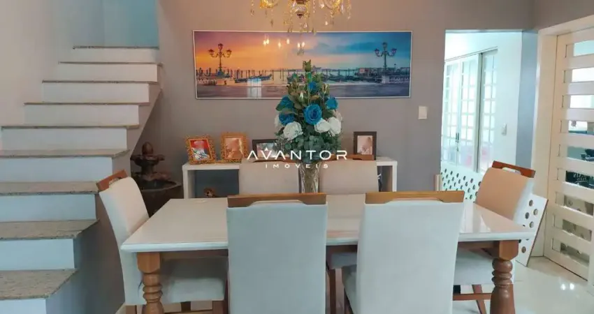 Casa Ampla De 3 Dormitórios, Suíte, Sala de Estar, Sala de Jantar, 3 Banheiros,