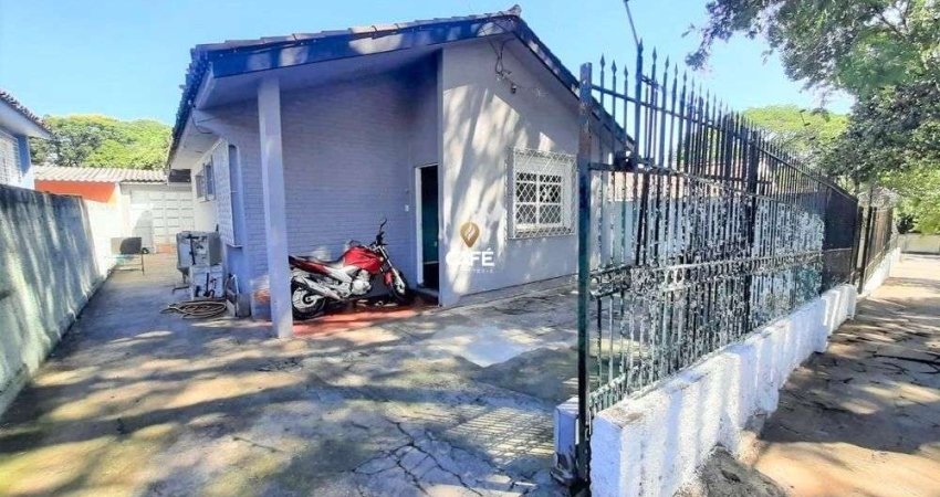 Casa, 3 Dormitórios, 1 Banheiro, 2 Vagas, Pátio, Patronato