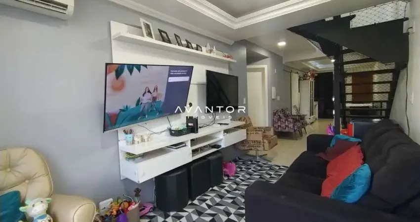 Cobertura, 3 Dormitórios, 2 Suítes, 3 Banheiros, 2 Vagas, Centro