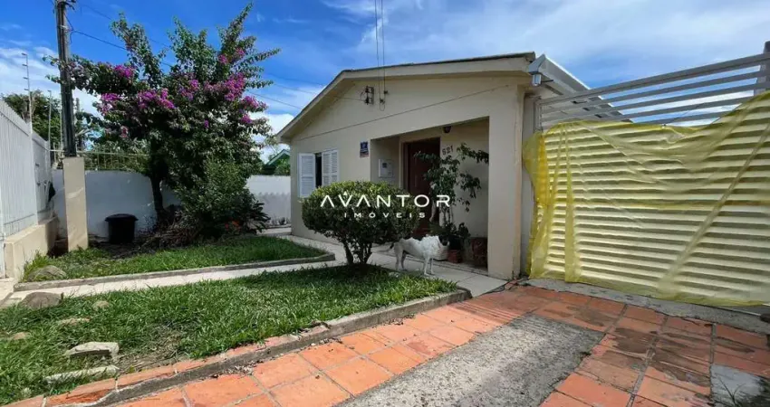 Casa com 4 quartos à venda na Rua Engenheiro Renato Pereira da Cunha, 521, Pinheiro Machado, Santa Maria