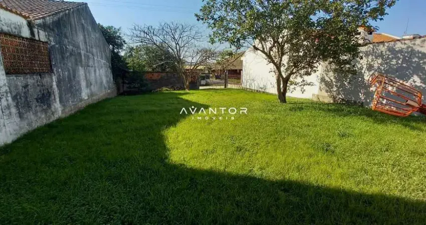 Terreno à venda na Travessa Leonço Martins da Silva, 101, Camobi, Santa Maria